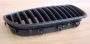 BMW 5 (F10) mattfekete grill. 