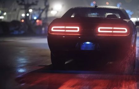 Dodge Challenger 2008-2014 Hátsó Lámpa