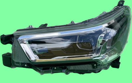 Toyota Hilux 2020-tól Full LED fényszóró.